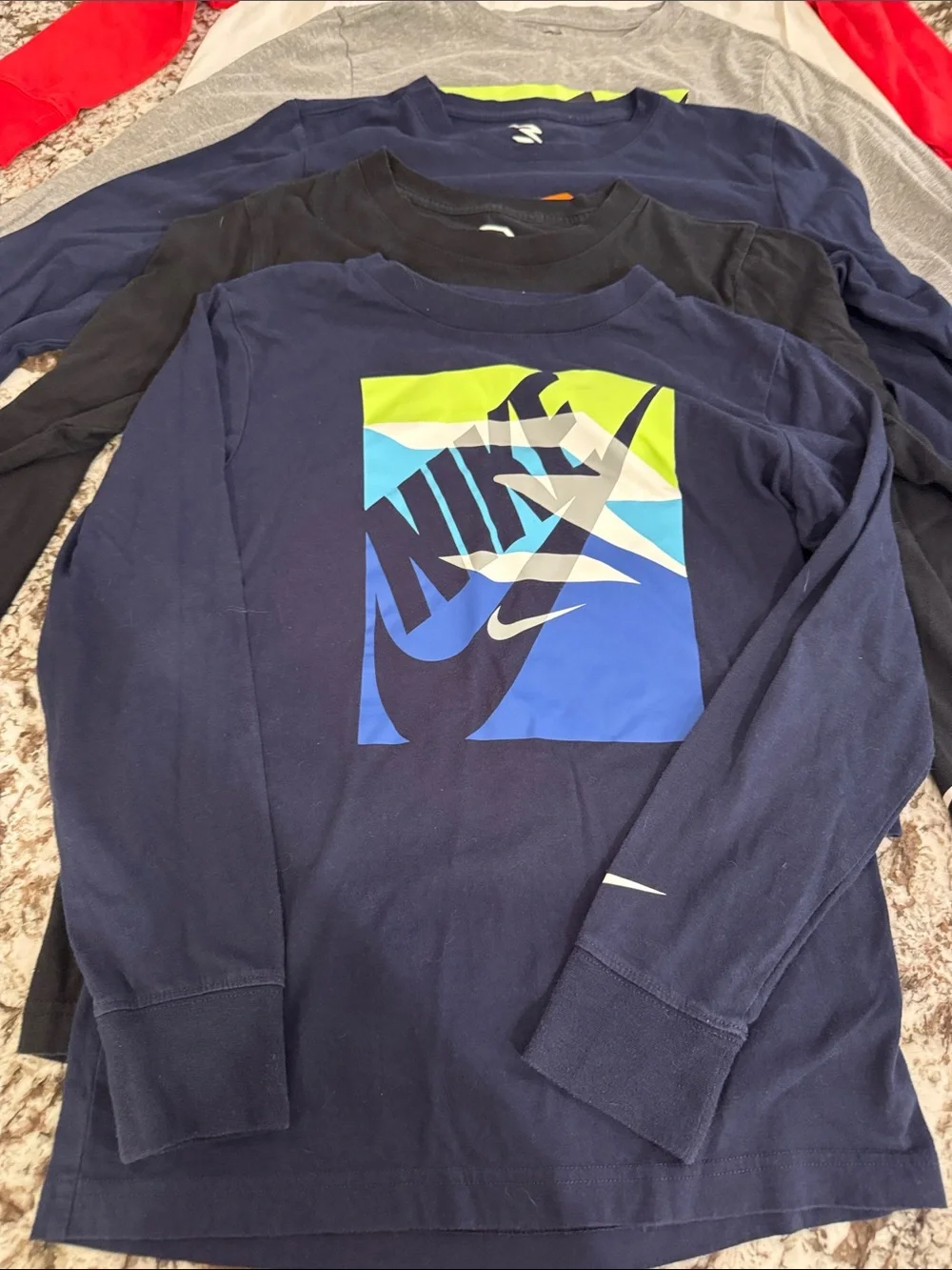 6 Nike Youth Long-Sleeve Graphic Tee Shirts Medium 10-12